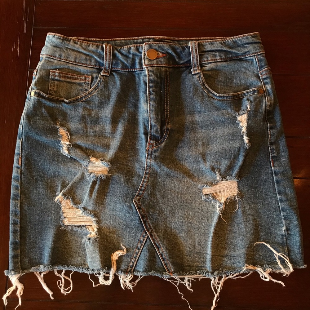 Black Label Ripped Jean Skirt - Picture 5 of 8